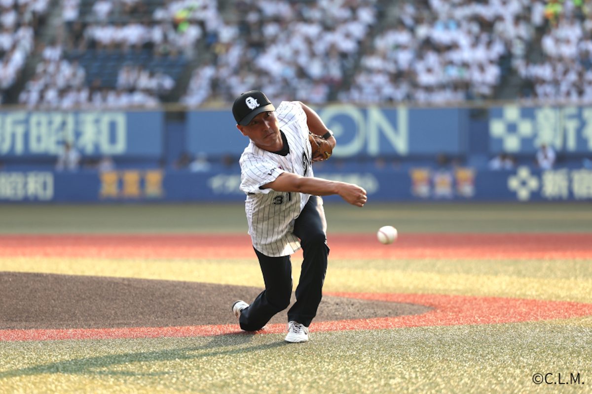 ゾゾタウン20周年を記念して千葉ロッテマリーンズが「ア ベイシング