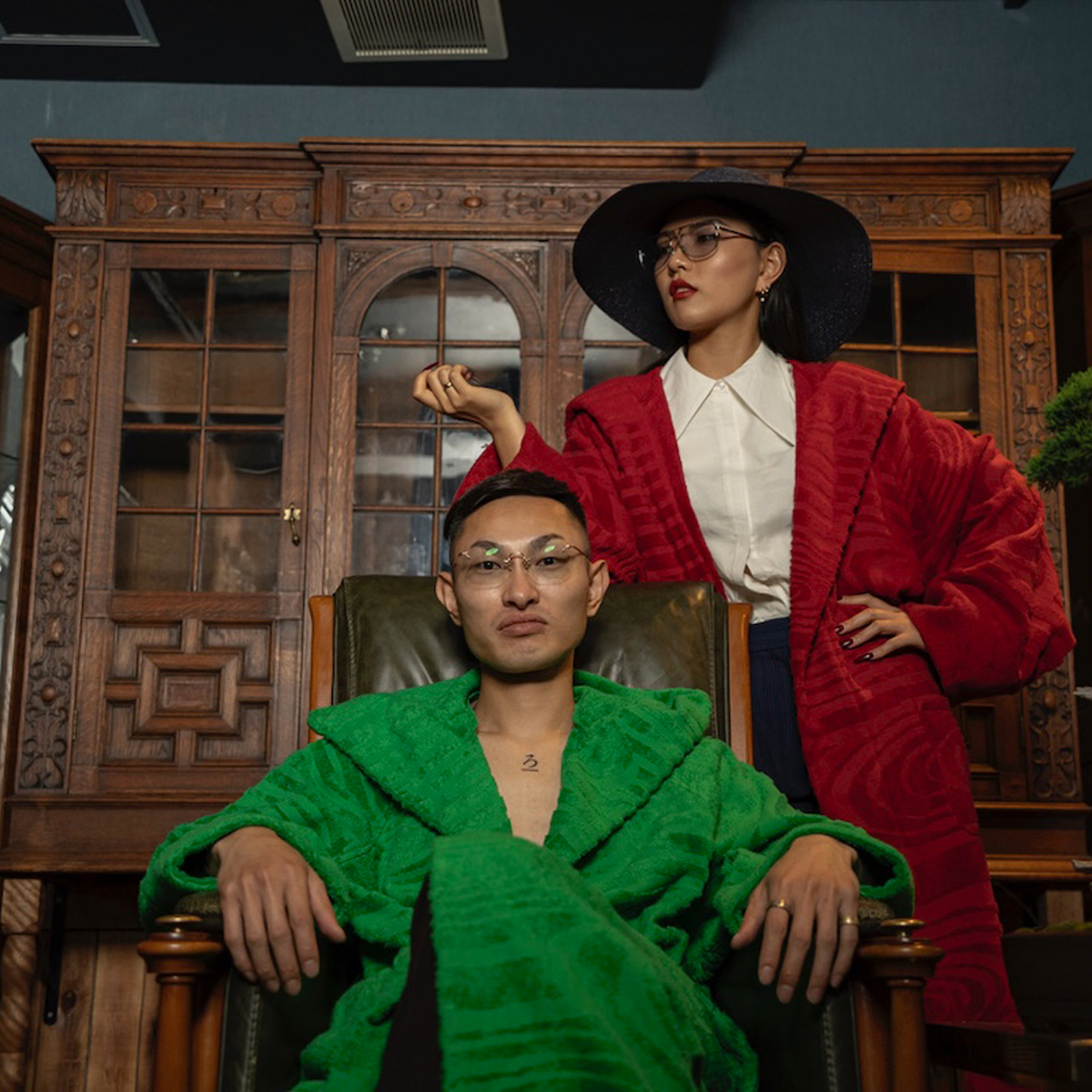 老舗タオルメーカー4代目兄妹 90年磨いた技術でねらう世界進出 - WWDJAPAN