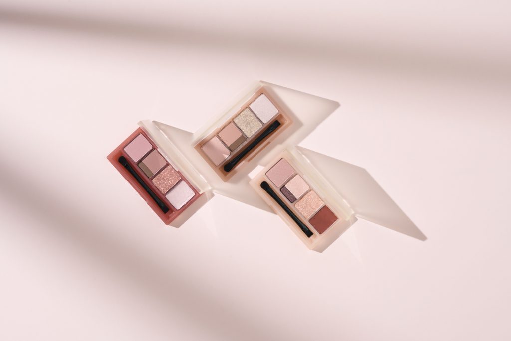 フジコ」が“メイク迷子を救う”捨て色なしのマルチパレットを発売