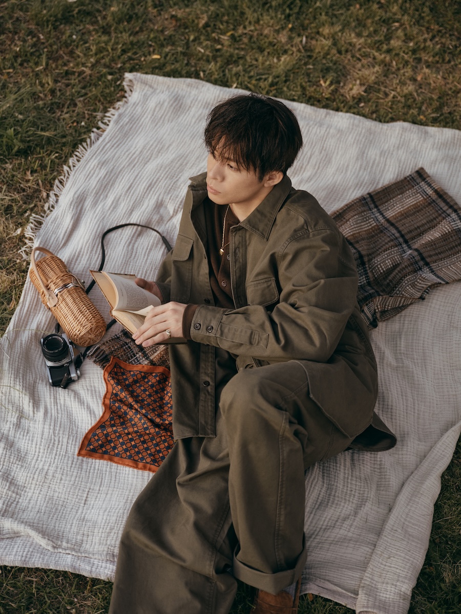 Number_iの岸優太が「バナナ・リパブリック」キャンペーンに 秋