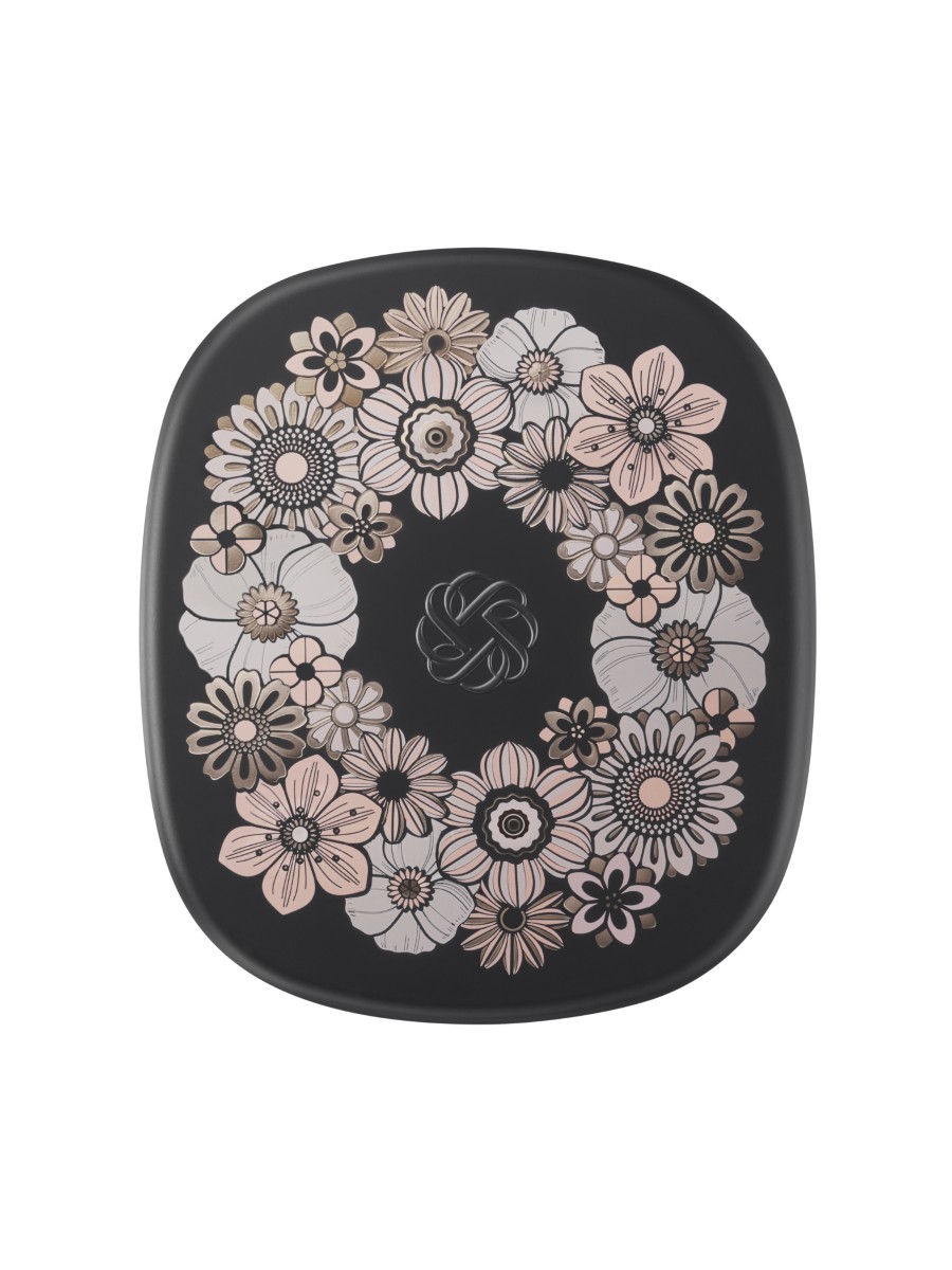 コスメデコルテ　2025クリスマスコフレ　アイシャドウ抜き コスメデコルテ 2025クリスマスコフレ アイシャドウ抜き - メルカリ