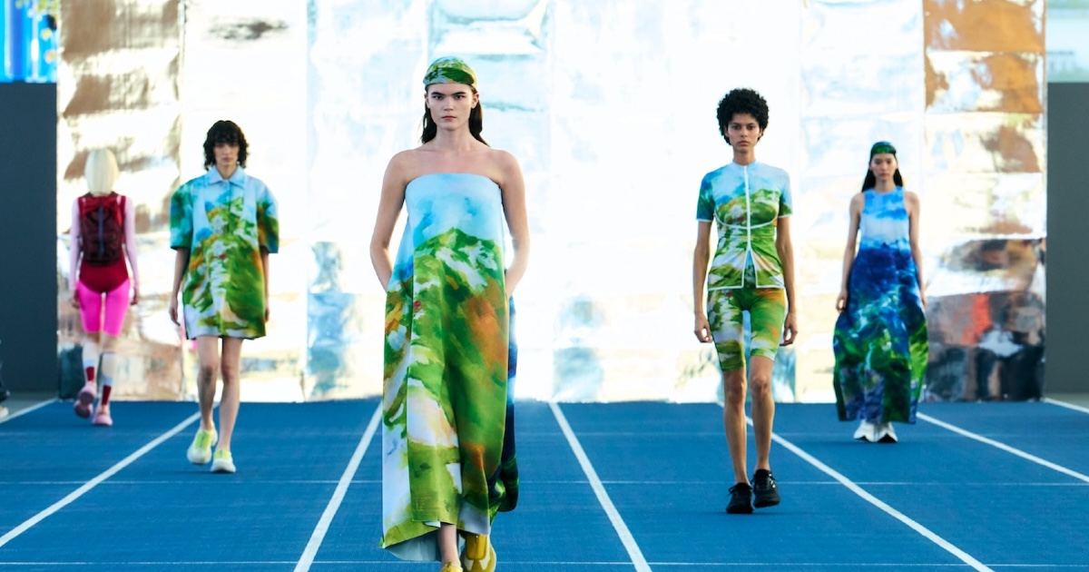 東コレ初参加の「ナゴンスタンス」 リアルクローズを極めた植田みずき