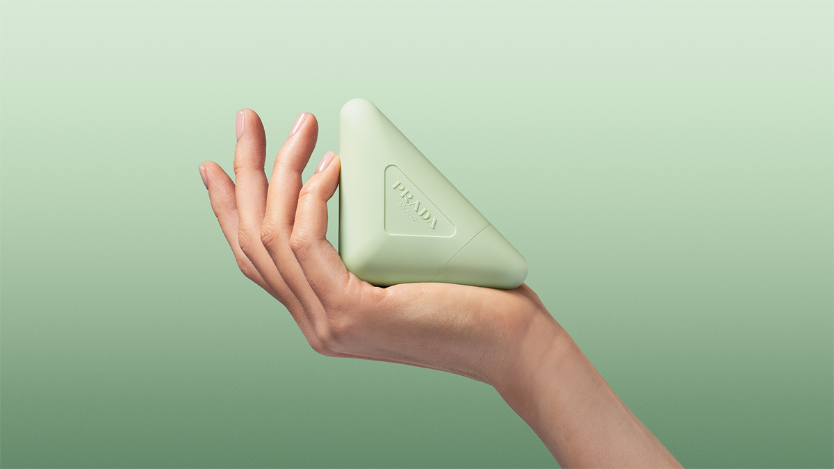プラダ ビューティ」からハンドクリームが新登場 手肌、爪