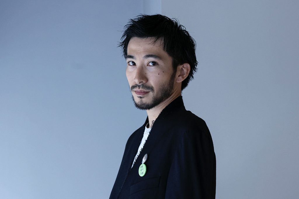 懐かしの「プロフィール帳」からネクスト・ラグジュアリーを考える