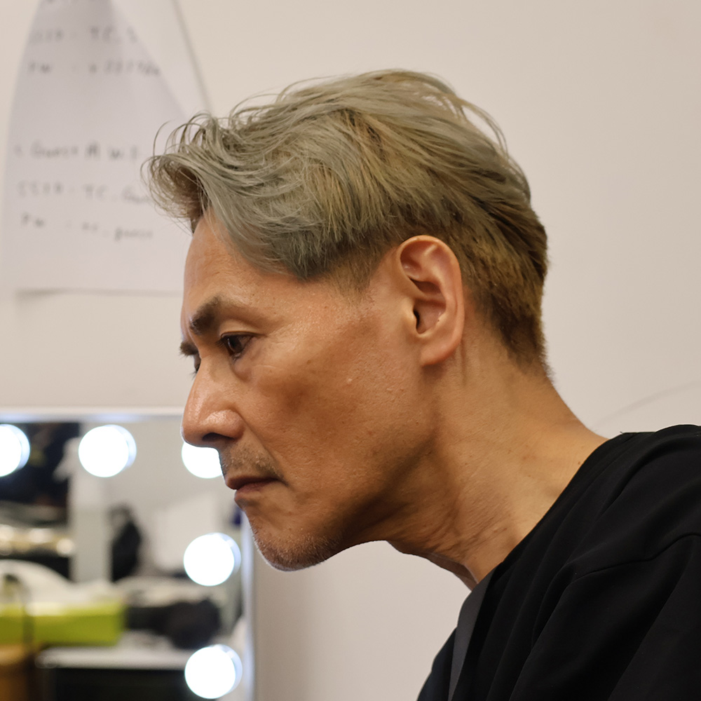 MAKEUP ARTIST uchiide／シュウ ウエムラ