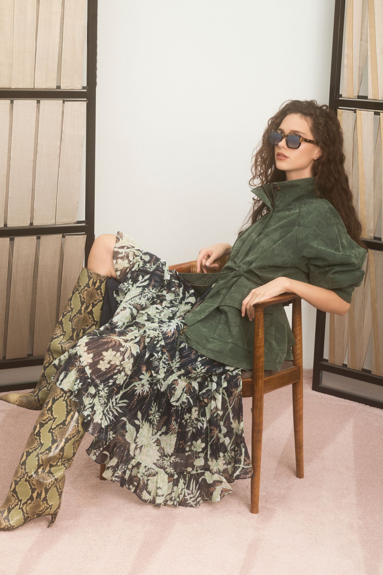 A9506/極美品 春夏 DIANE von FURSTENBERG ダイアン Diane von Furstenberg Stella Abstract-Print Ruffle Maxi