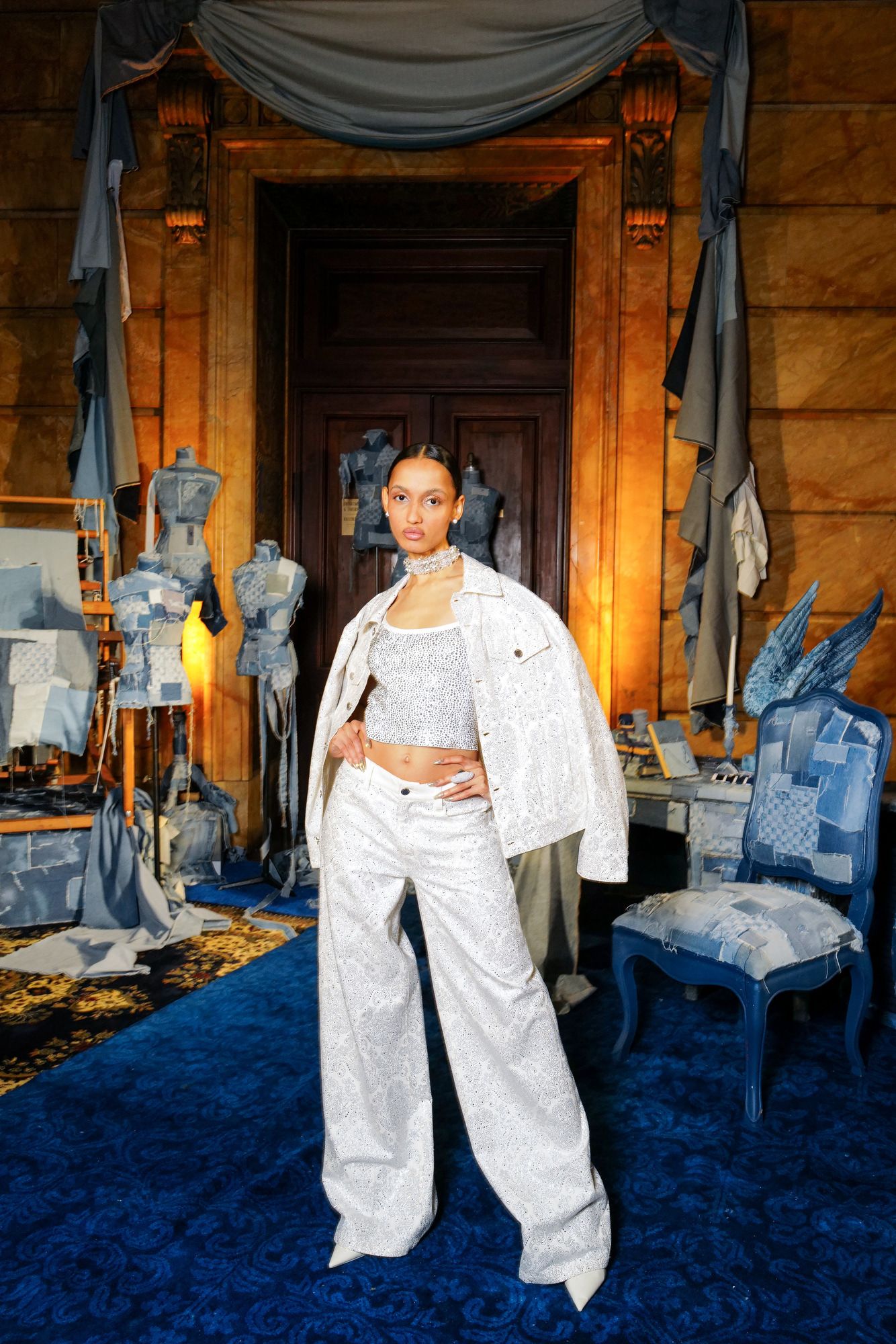 美品. MONCLER \"ALICE アリス\" 確実正規品 カーキ 12A 美品. MONCLER 