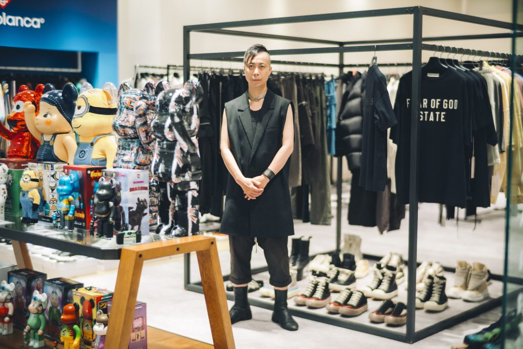 前田訓生「VASEワンダーキューブ」パルコシティ店 店長<br />
