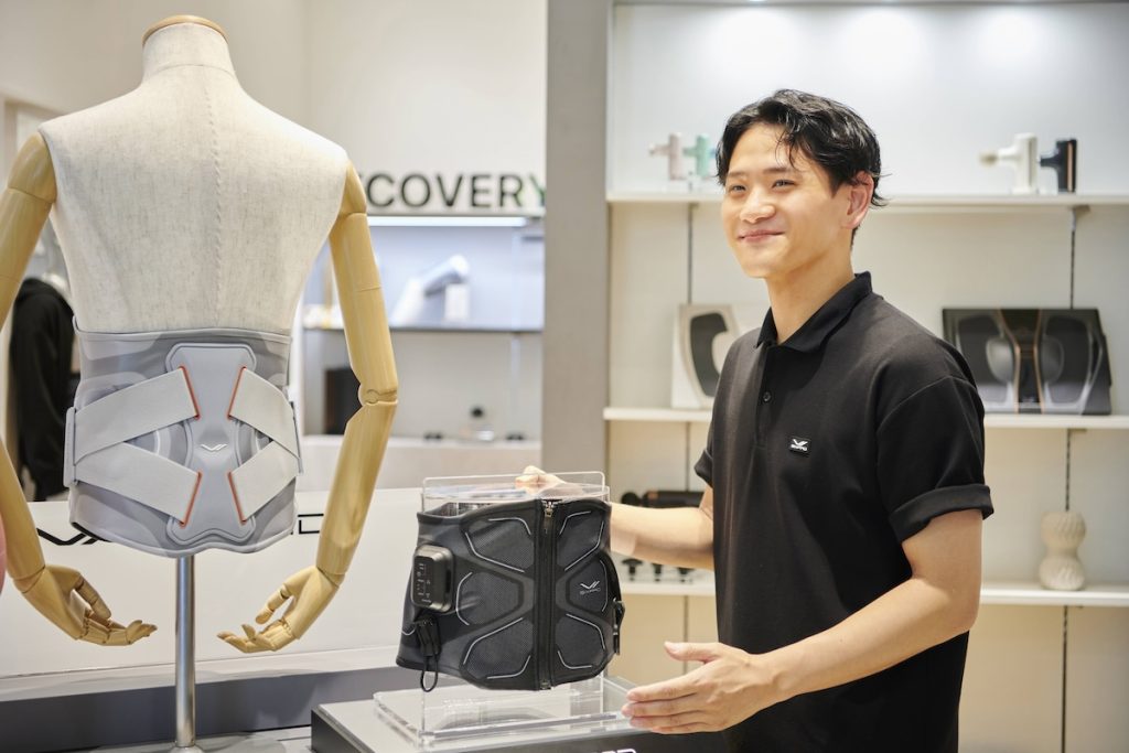 橋場啓人/「シックスパッドストア」越谷レイクタウン 店長