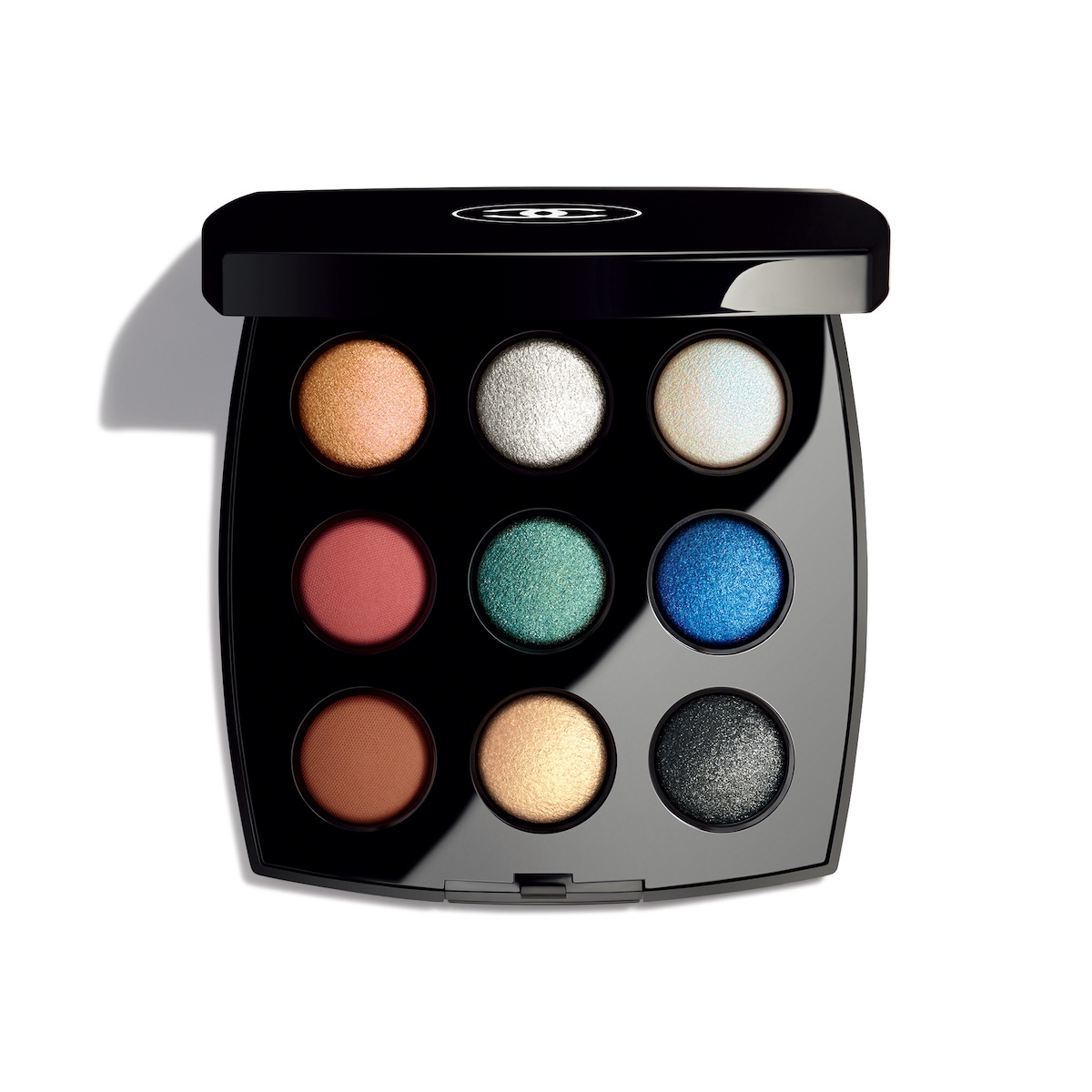 2025年クリスマスコフレ】「シャネル」がホリデー第1弾を発表