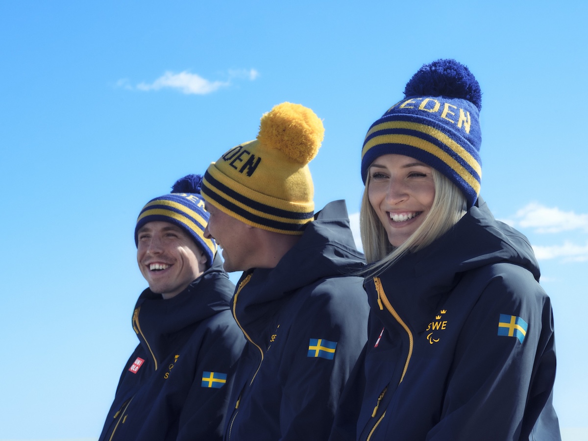 激レア　希少⭕️Uniqlo スウェーデン ニットジャケット　パラリンピック　選手 激レア 希少⭕️Uniqlo スウェーデン ニットジャケット