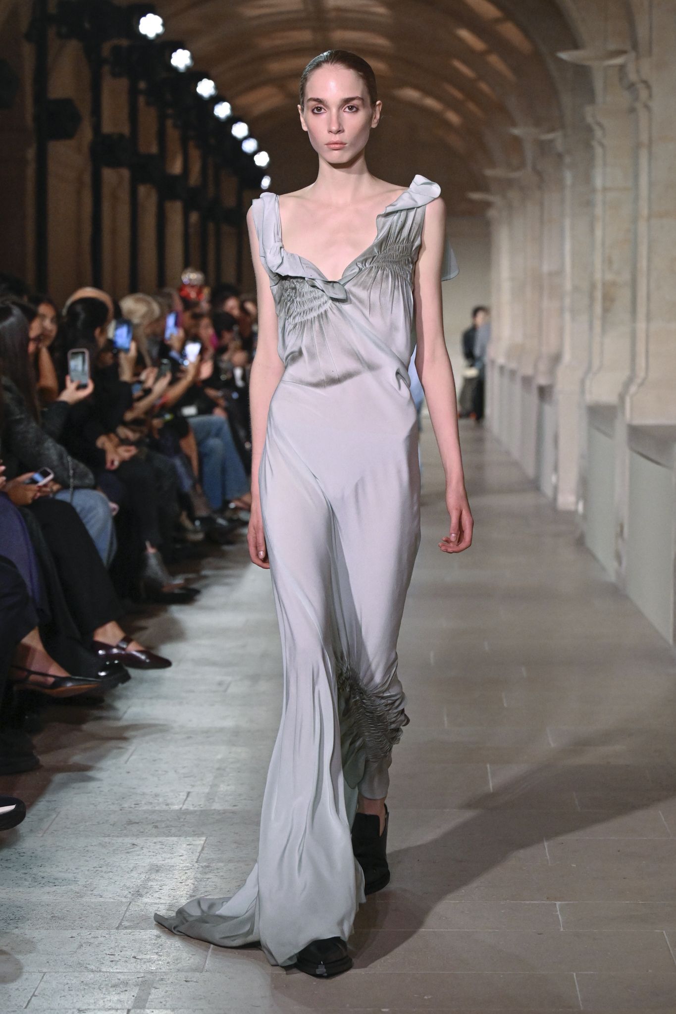 ベッカム　マトリョーシカ ヴィクトリア ベッカム」2026年春夏コレクション - WWDJAPAN