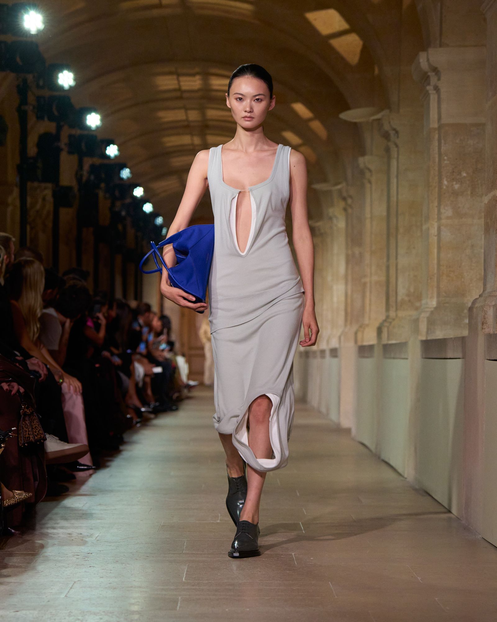 ベッカム　マトリョーシカ ヴィクトリア ベッカム」2026年春夏コレクション - WWDJAPAN