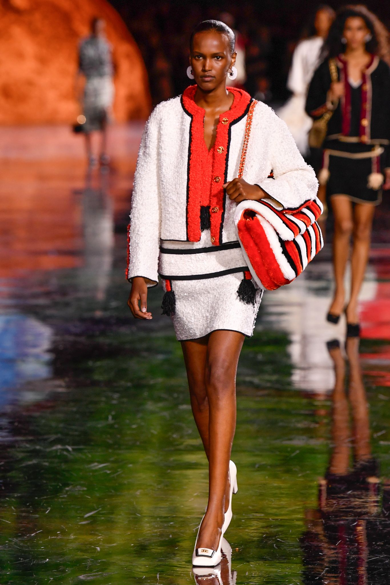 CHANEL カタログ　1992年　春夏コレクション CHANEL 1992 SPRING SUMMER COLLECTION CATALOGUE CLAUDIA