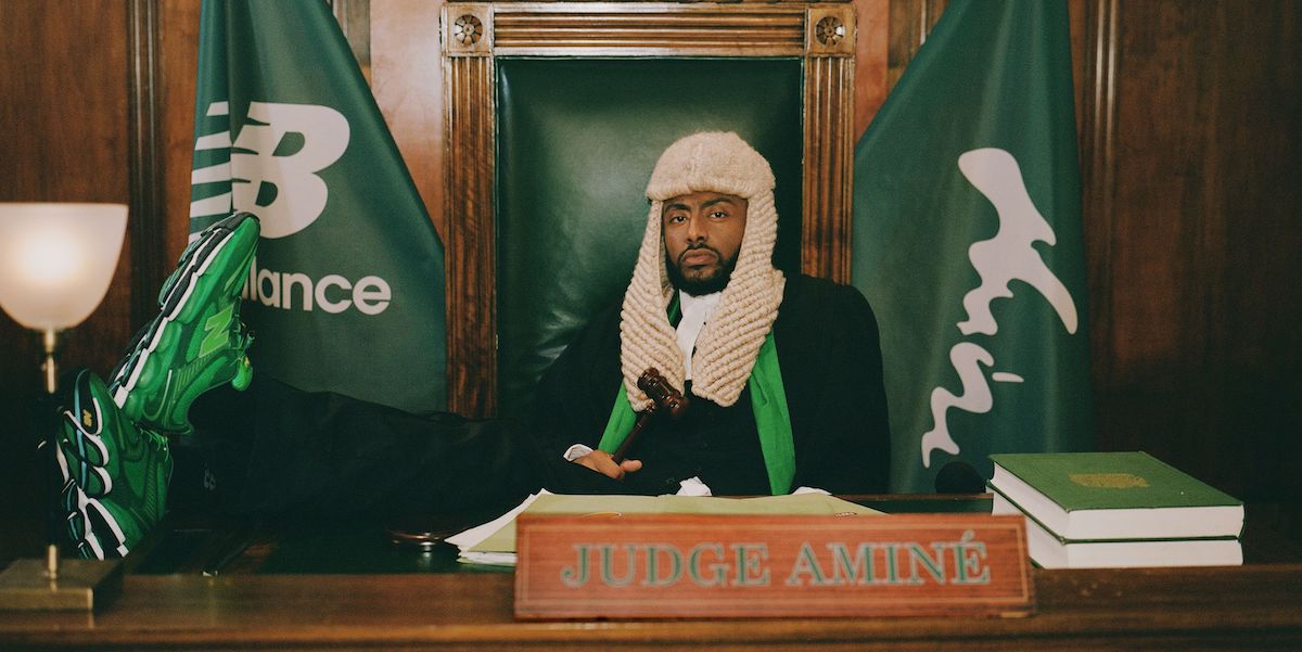 ニューバランス」とアミーネの新作コラボスニーカー“アブゾーブ