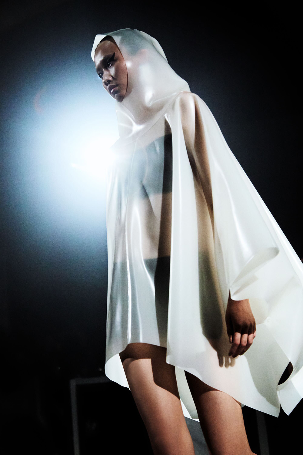 NYコレ取材で見えた5つのトピックス　「アレキサンダー ワン」は20年の集大成ショー、「ケイト・スペード」若返りに手応え