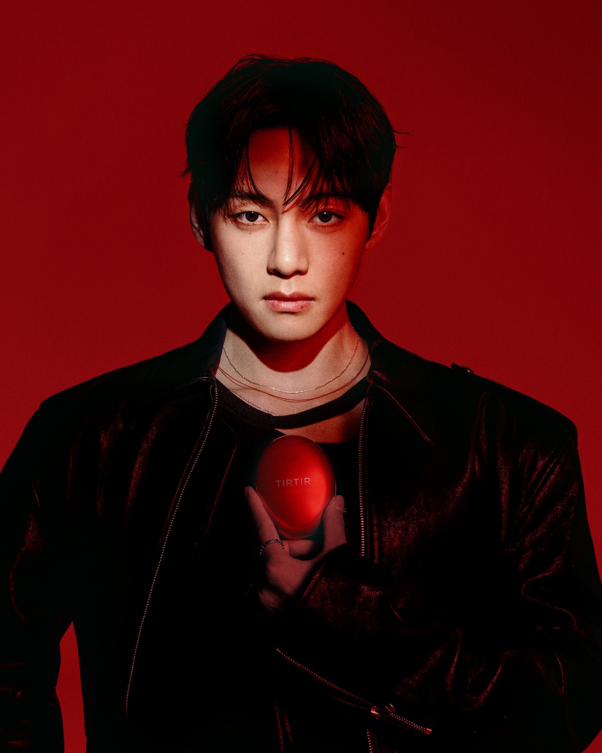 WWD 2443 2444 2冊セット BTS V テテ ユンス x テヒョン WWD JAPAN 先週号