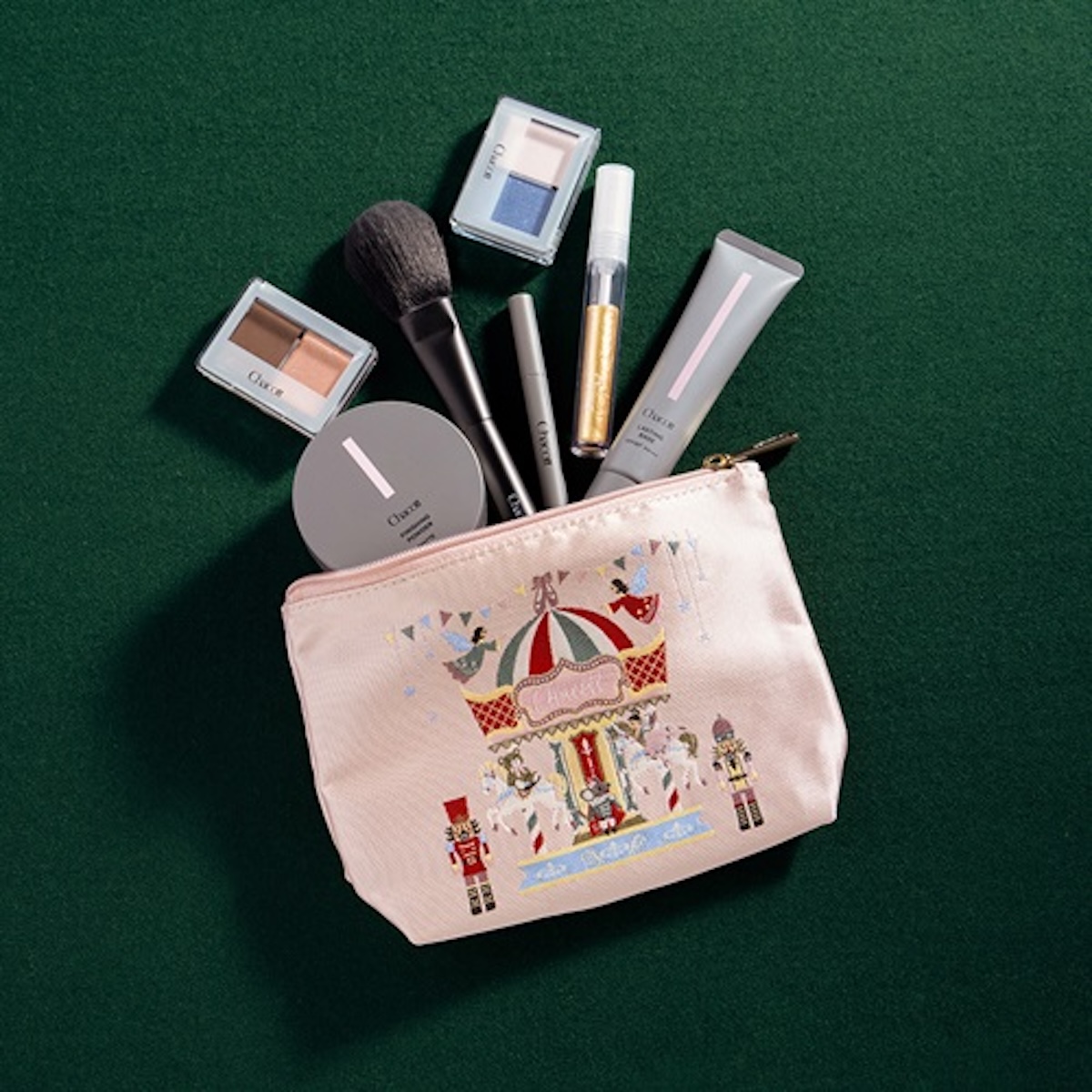 チャコット」×「フェイラー」 新作は“くるみ割り人形”モチーフの