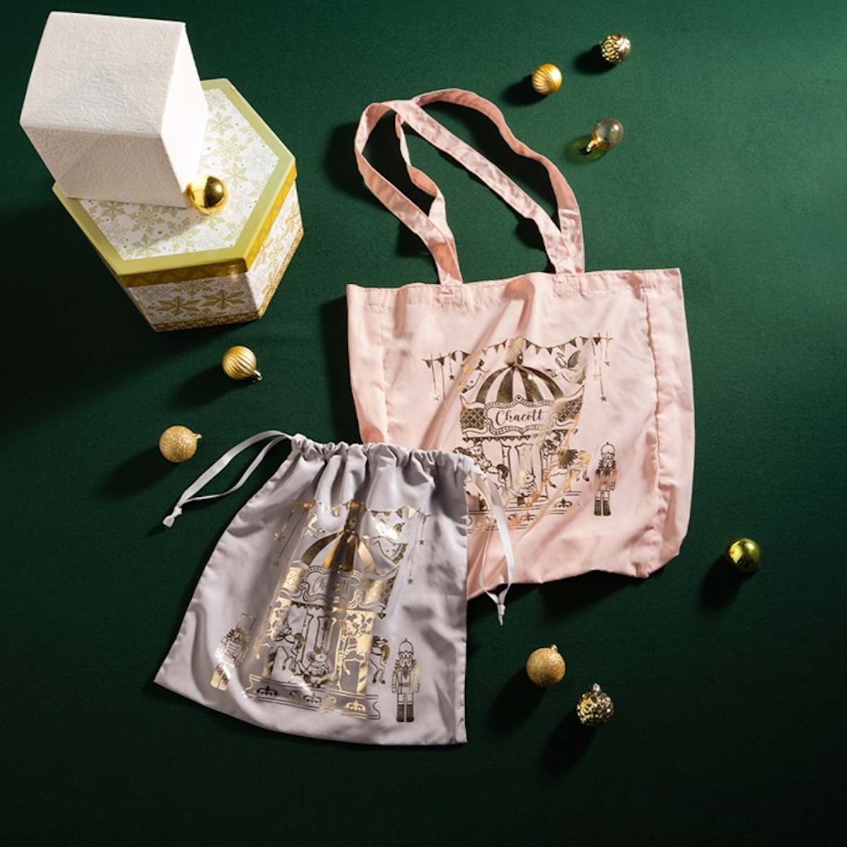 チャコット」×「フェイラー」 新作は“くるみ割り人形”モチーフの