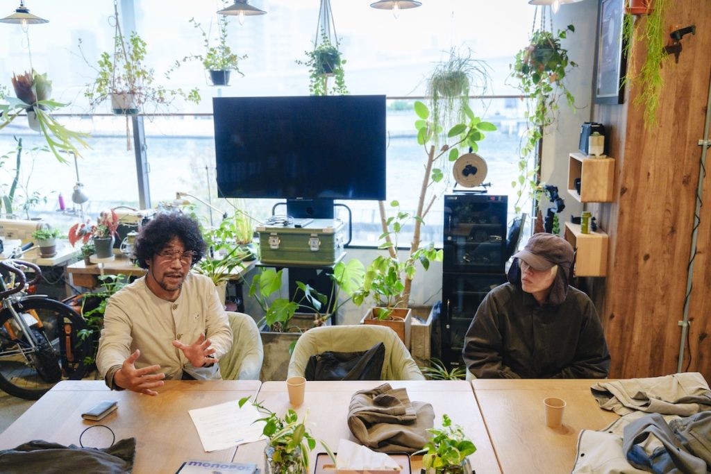 吉井秀雄／ハイドサイン社長兼チーフデザイナー（左）、山口壮大／「ハイドサイン」クリエイティブ・ディレクター（右）