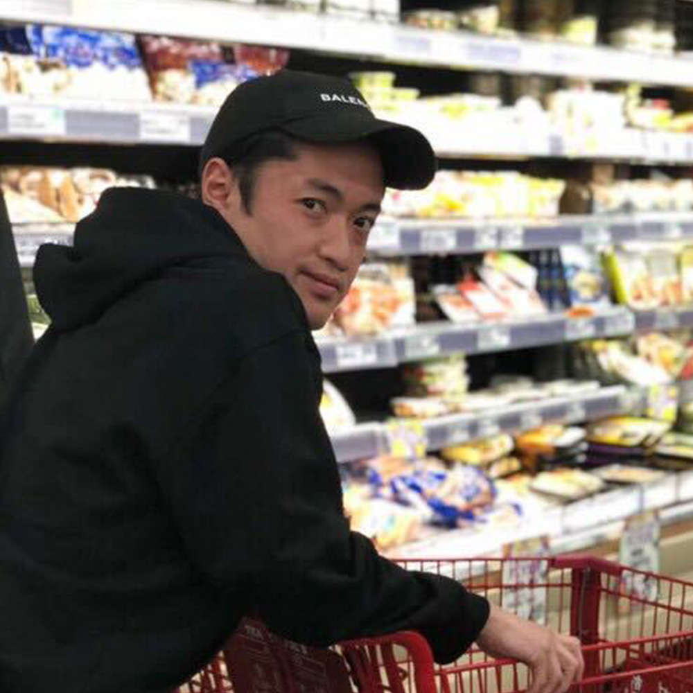 上阪泰幸/副編集長