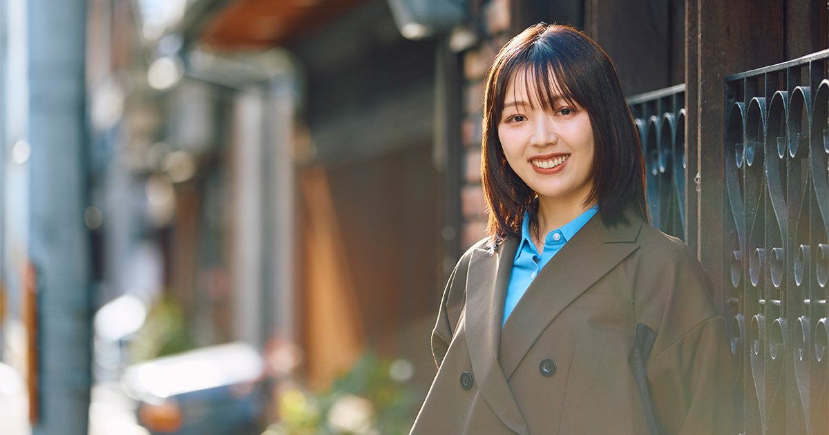 文芸評論家・三宅香帆から見た、“報われたい”若者たちのファッション観