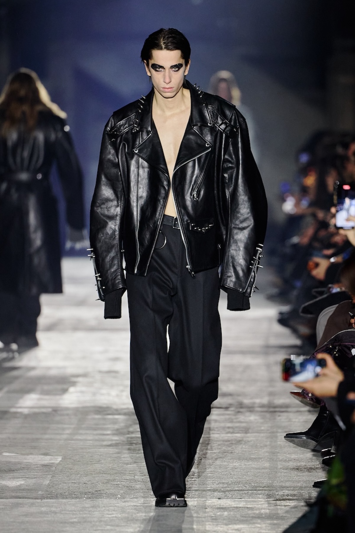 ジョン ローレンス サリバン」が極寒のベルリンで見せた、前進するため