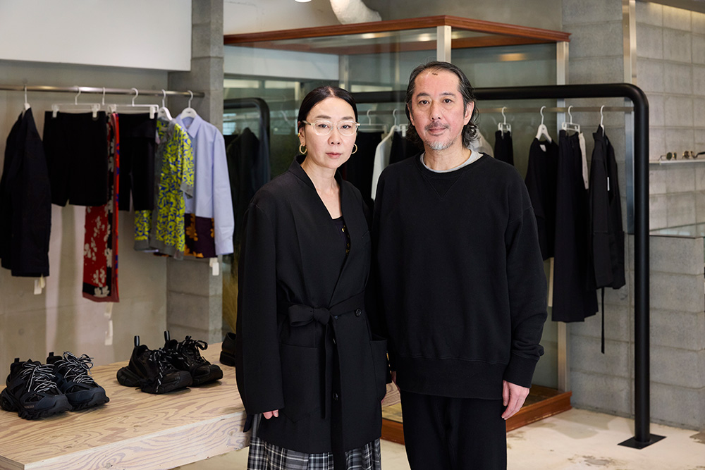 （左）三浦ふさこ。／代表（右）三浦直之／バイヤー