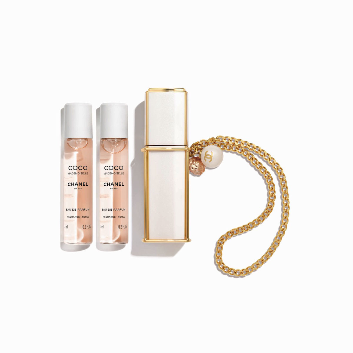 シャネル」のフレグランス“ココ マドモアゼル”からパーススプレイと