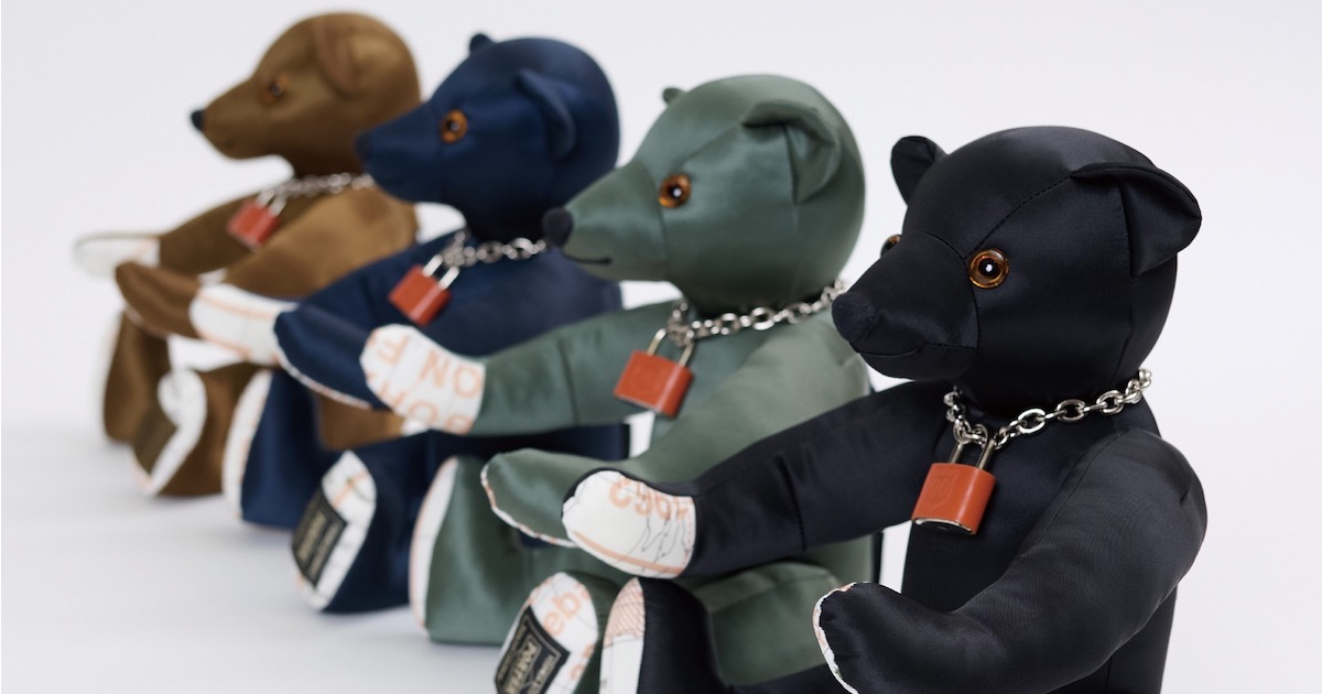 ポーター」から人気シリーズ“タンカー”と同素材のクマのぬいぐるみが