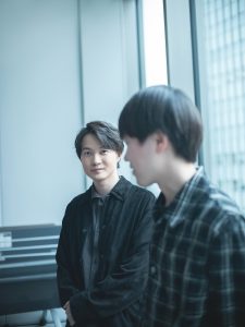 神木隆之介が“本人役”で挑んだ異色のフェイクドキュメンタリーTXQ FICTION「神木隆之介」の裏側 - WWDJAPAN ‐ 最新