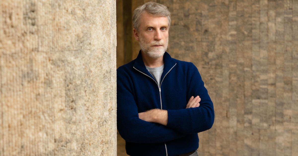 ジル サンダーのミニマル文脈を連想させるイメージ