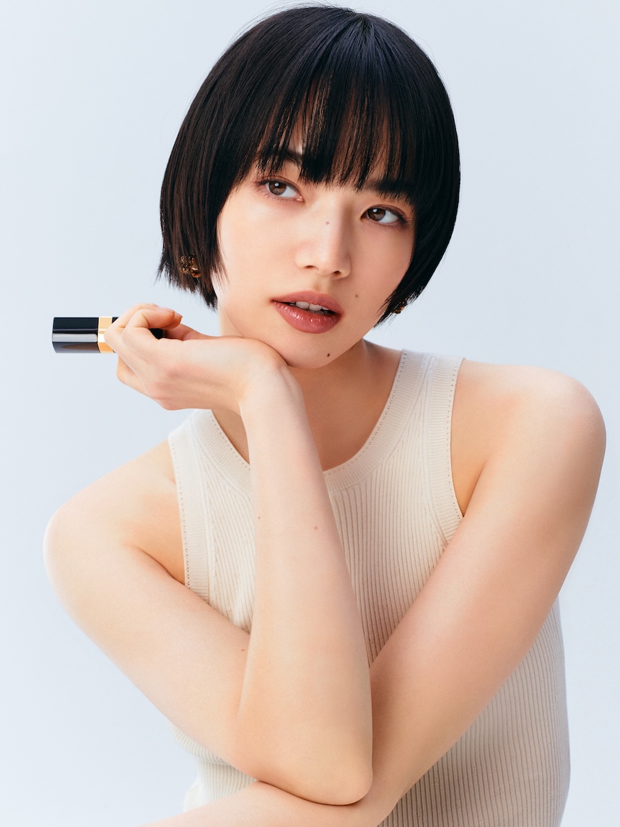シャネル」がアンバサダー小松菜奈を起用した“ルージュ ココ”の新