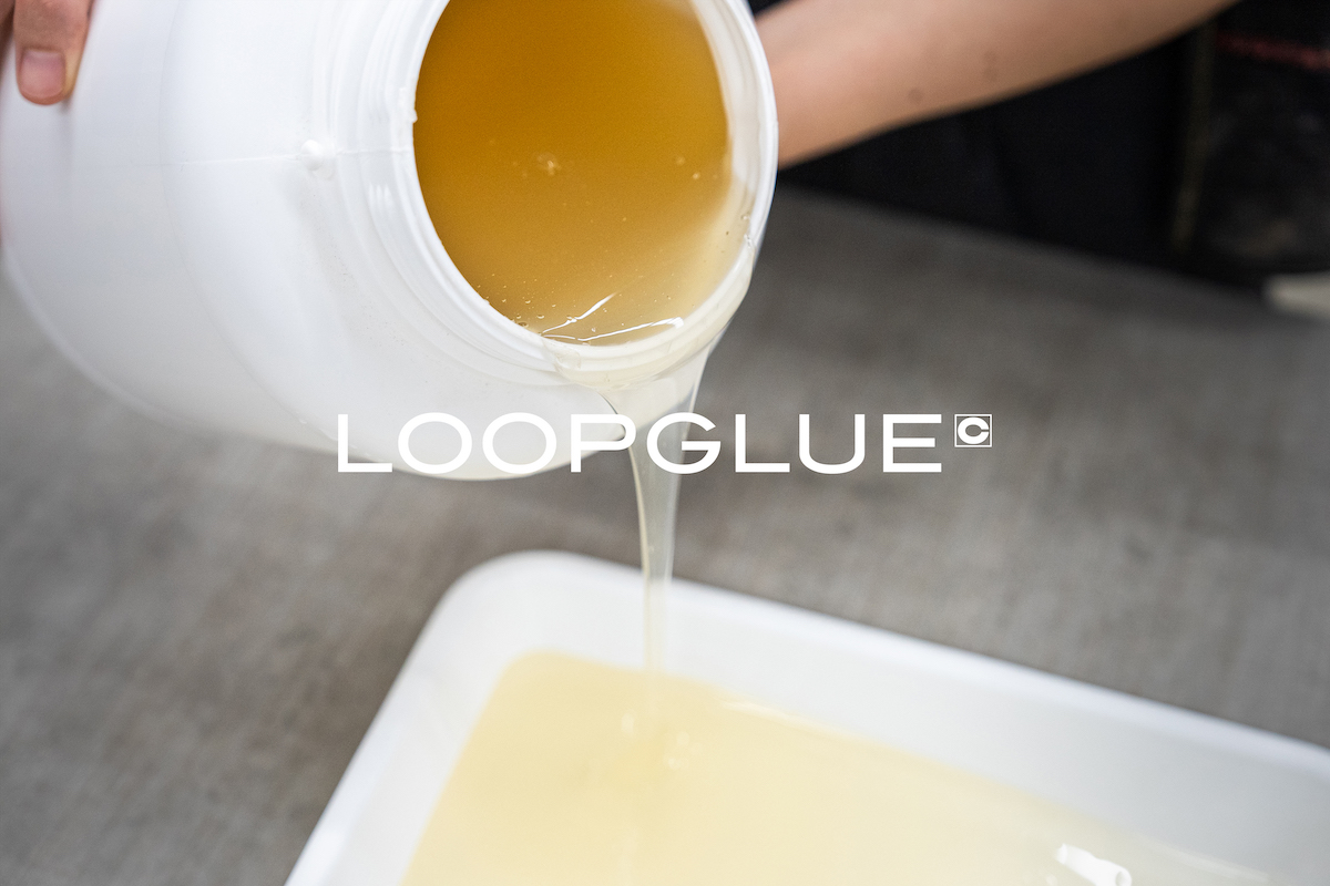 博展が実用開始　水で剥がせる接着剤「ループグルー」とは？