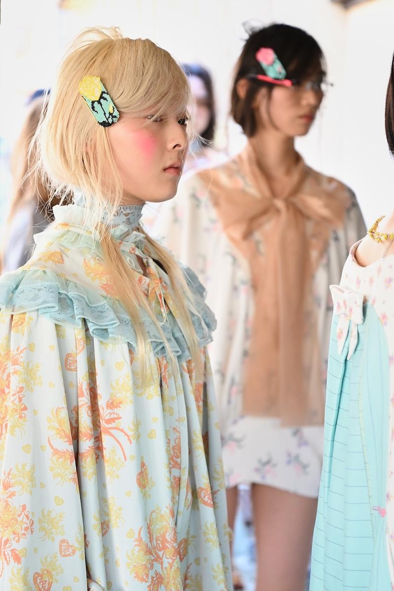 バックステージ】「ユェチ・チ」2026-27年秋冬コレクション - WWDJAPAN