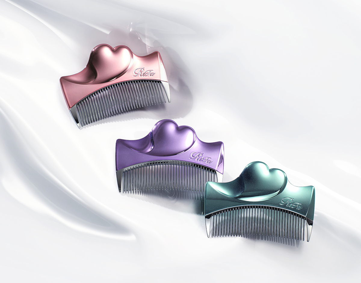 リファ」のハート型ヘアブラシがチャーム型に ヘアコームの新色