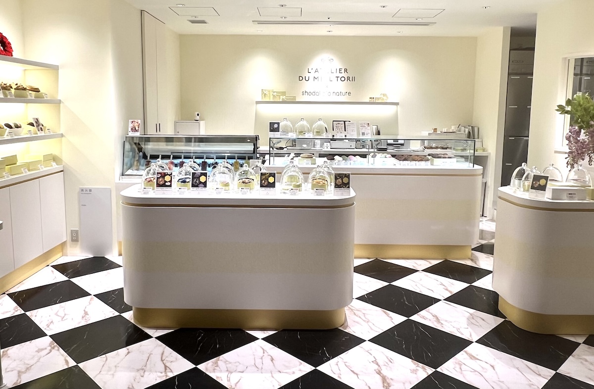 老舗ハチミツと人気パティシエによる洋菓子店　心斎橋に初の実店舗