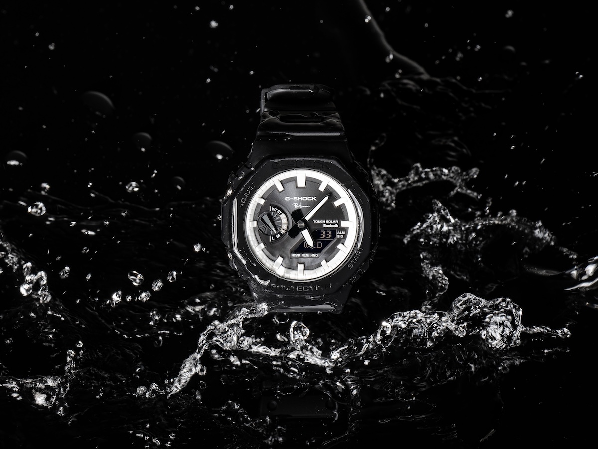 美品 G SHOCK ロンハーマン別注 限定 G-SHOCKのロンハーマン限定腕時計「GBX-100」、ブラック×ホワイトの