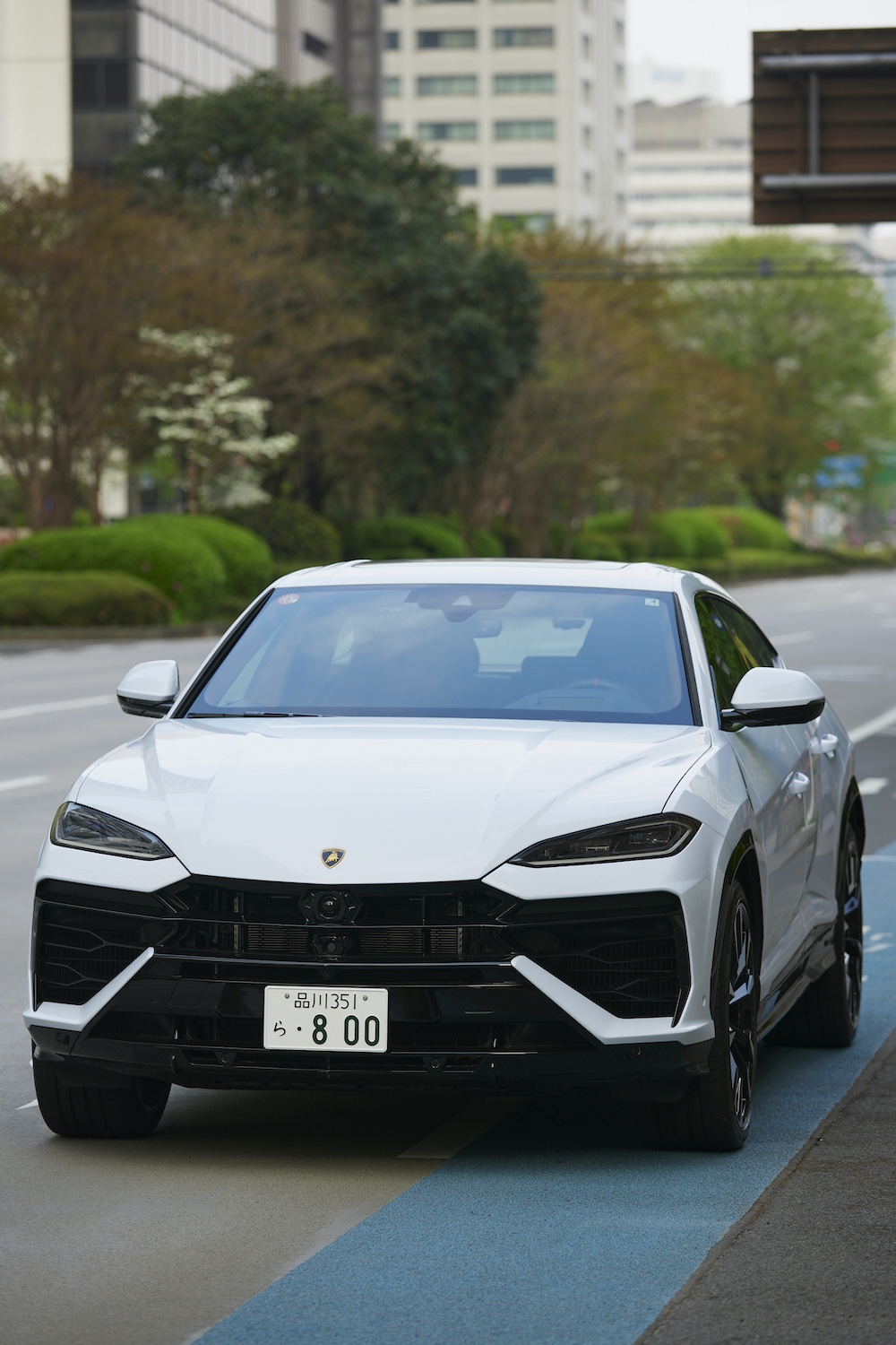 2つの心臓と生命を宿す 「ランボルギーニ」“ウルスSE”試乗記 - WWDJAPAN