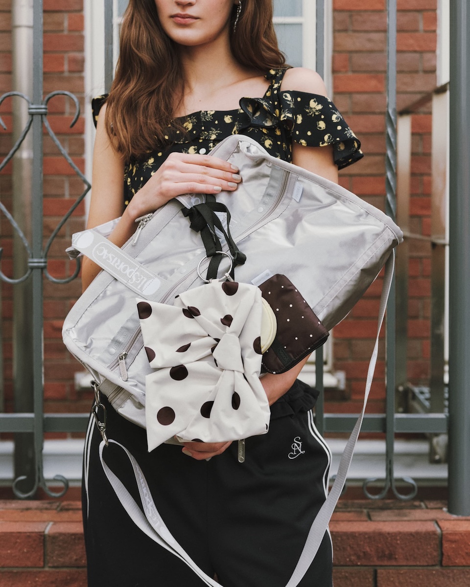 LeSportsac ドット柄 ブラック ボストンバッグ ポーチ付き スナイデル」と「レスポートサック」がコラボ ドットやイエローカラー