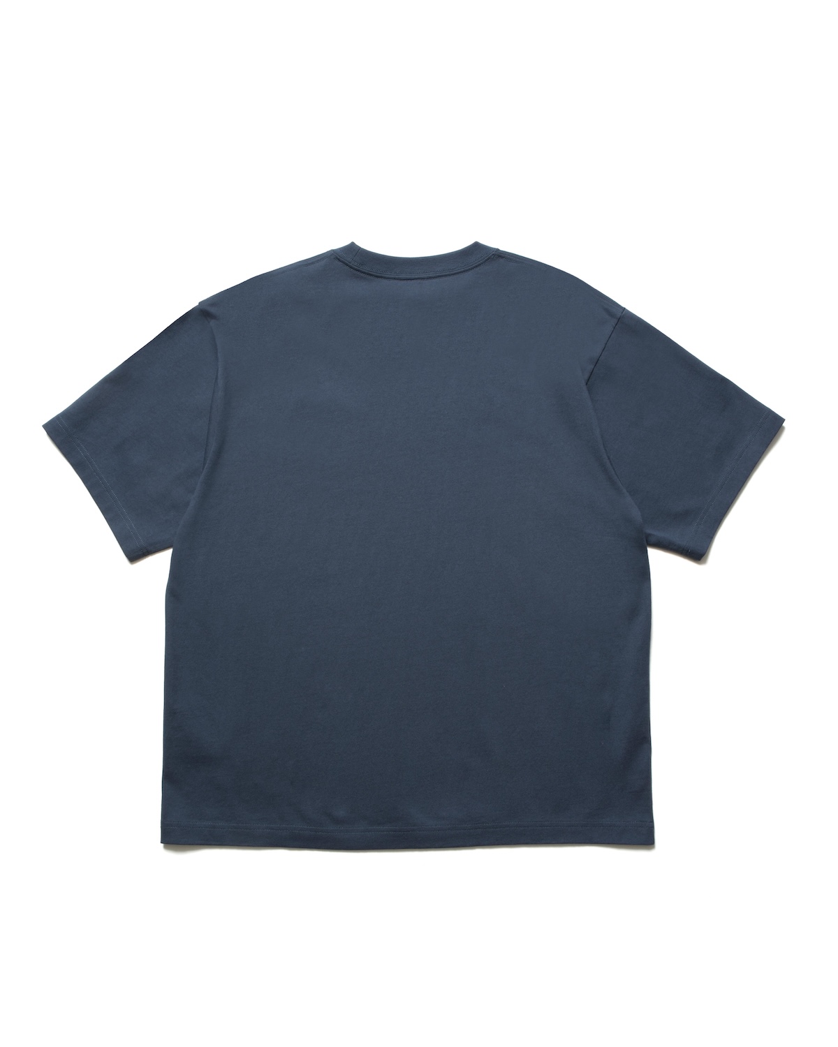 ソフ」が「チャンピオン」に別注したスエットとTシャツを発売 爽やかな