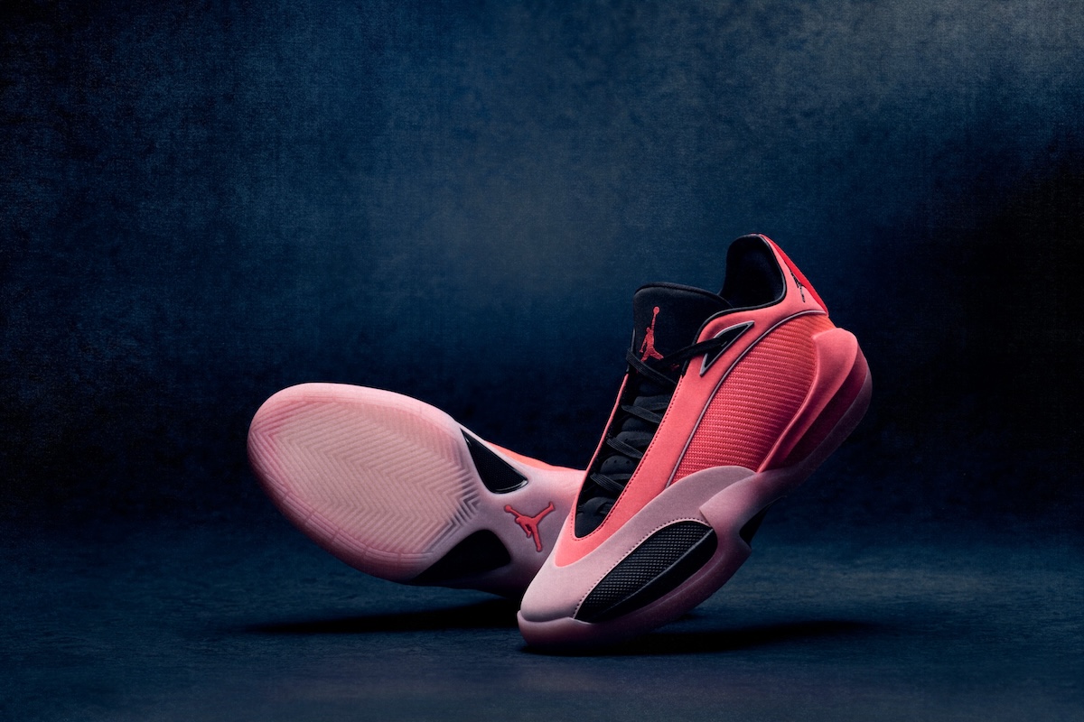 Jordan バスケットボールシューズ グラデーションカラー ジョーダン ブランド」が新作バスケシューズ“トライアングル”を発売