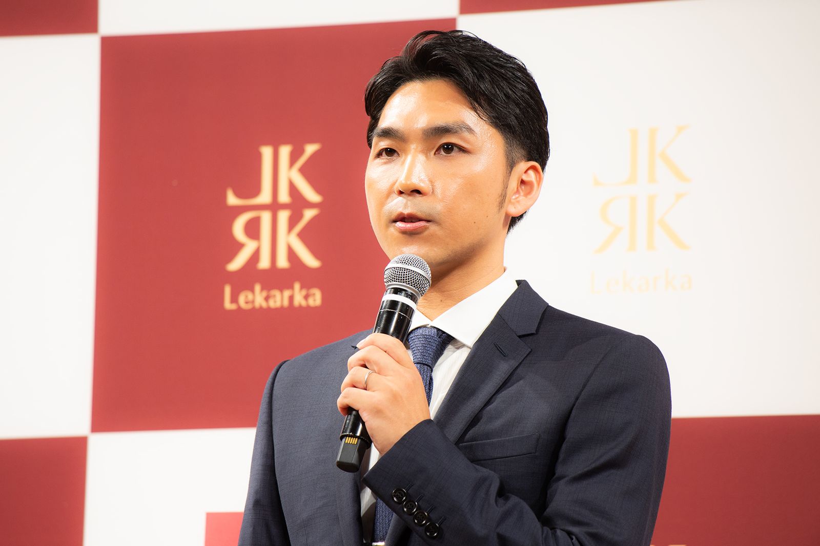 Snow Manの宮舘涼太が「レカルカ」のアンバサダーに “相棒スキンケア