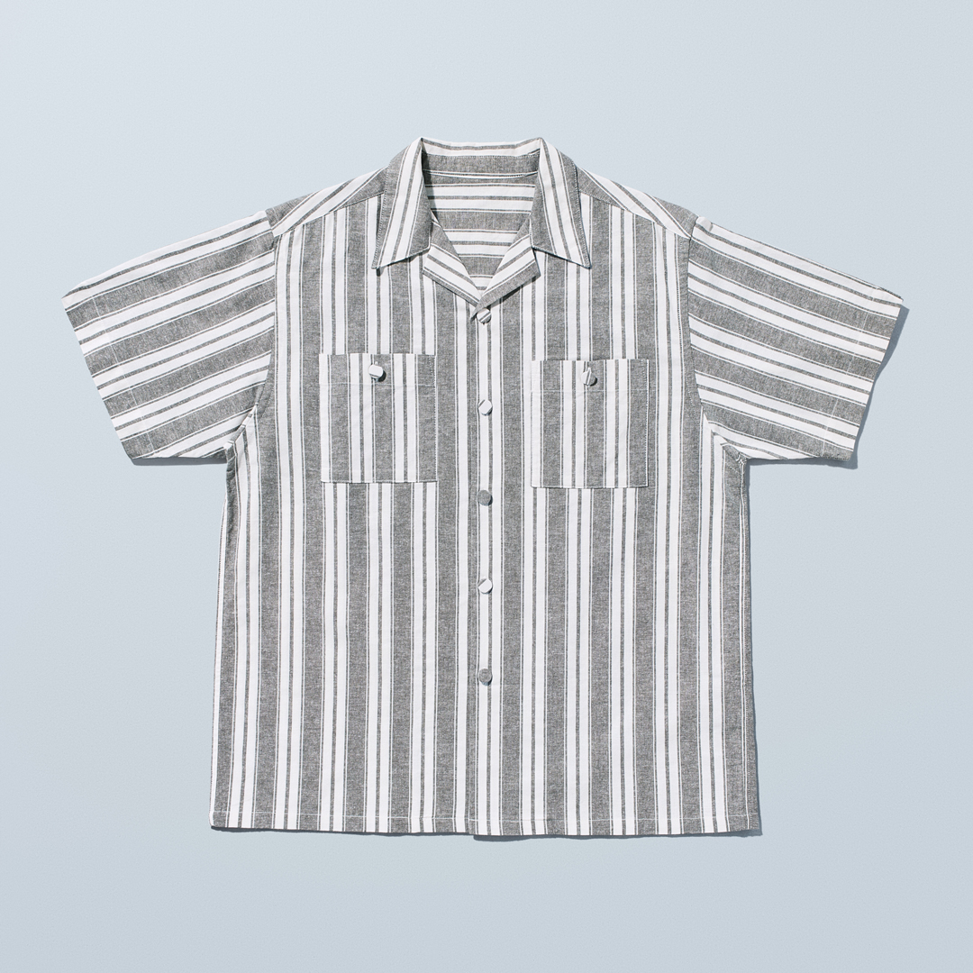 “綿麻 開襟シャツ”(2990円)