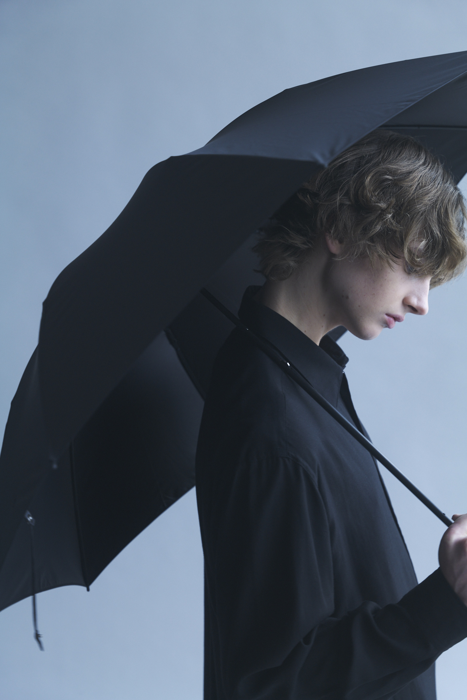 ディスコード ヨウジヤマモト」が日傘、雨傘、長傘を発売 福井洋傘と