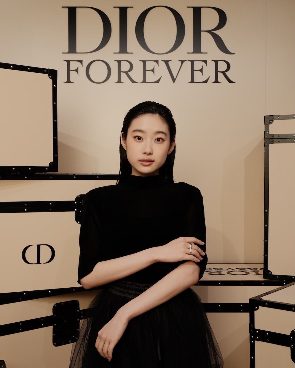 スナップ】新木優子、山下智久らが来場 「ディオール」が”フォーエバー