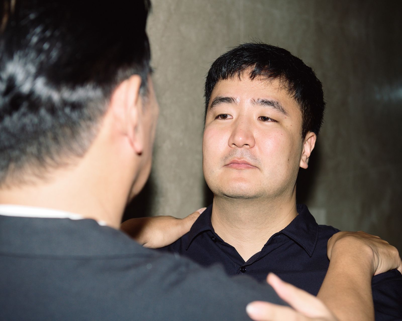 ピエール瀧（左）と下津優太監督