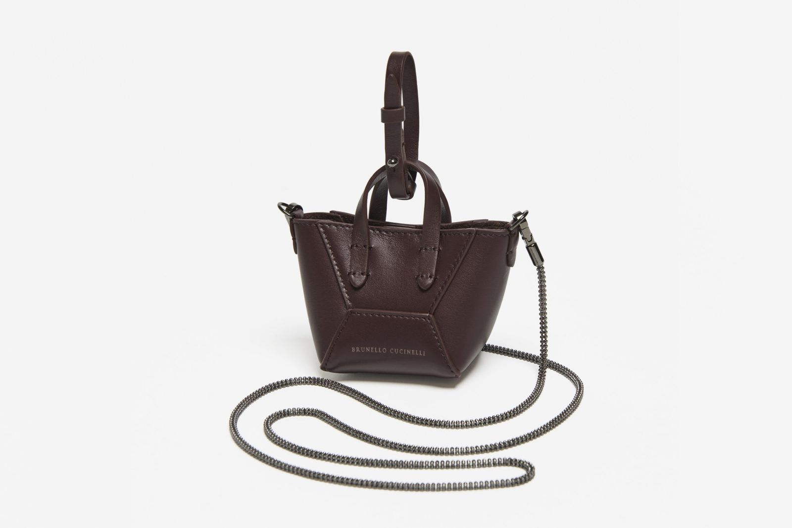 ブルネロ クチネリ」が「カシミヤの音色」をテーマに東京と大阪の