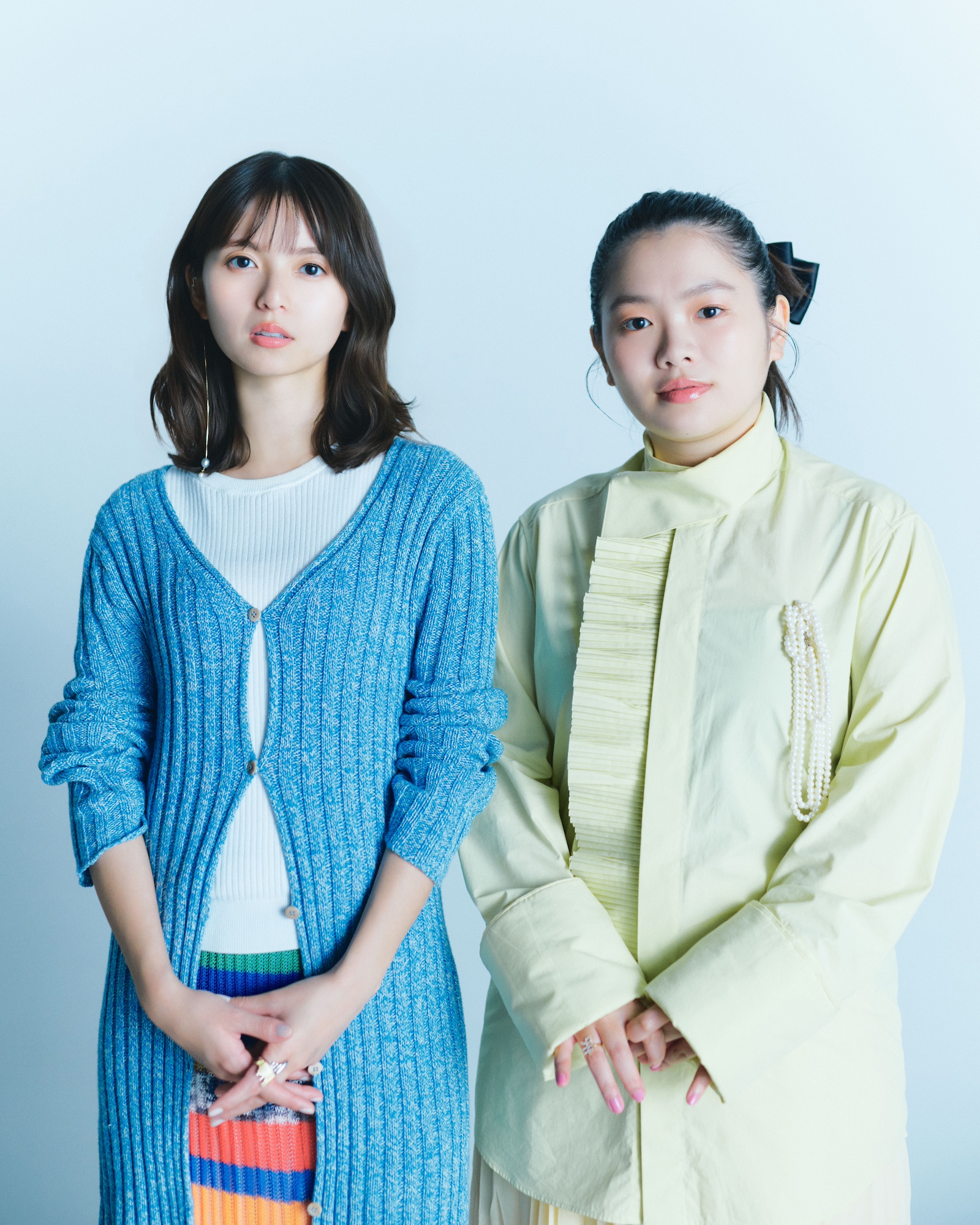 齋藤飛鳥(左)と富田望生
