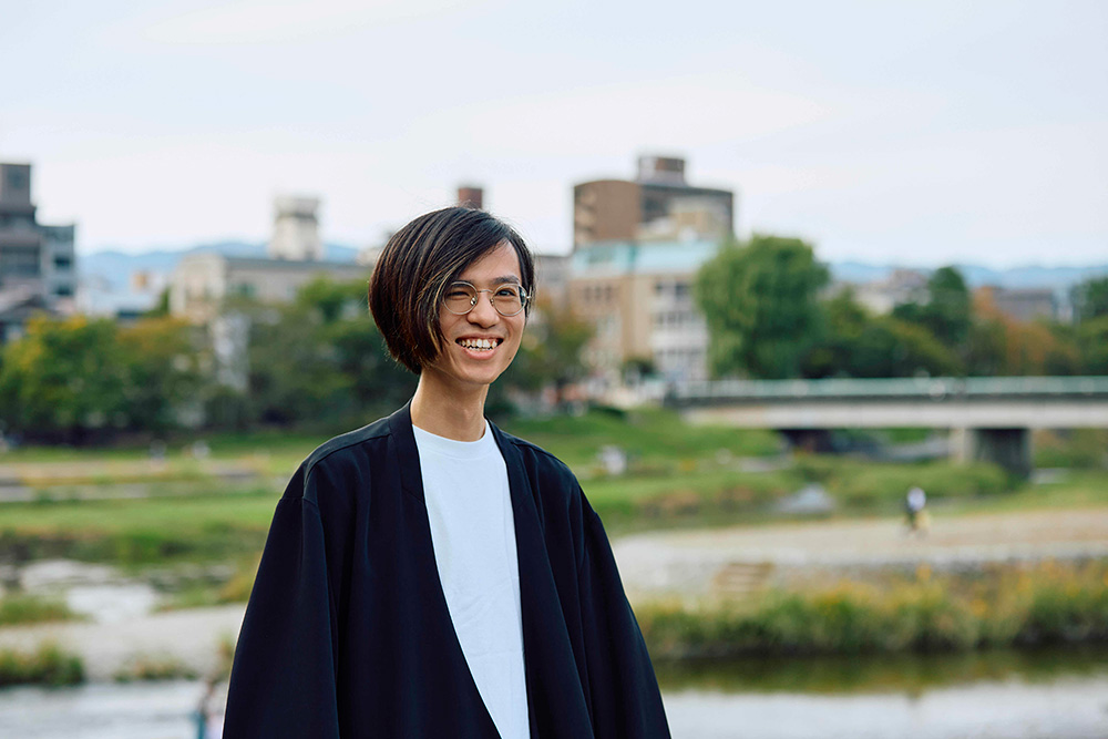 難波優輝/美学者